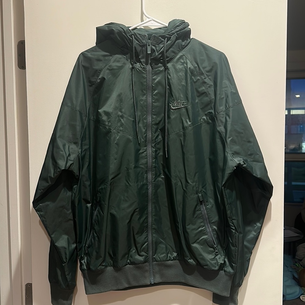 Nike windbreaker